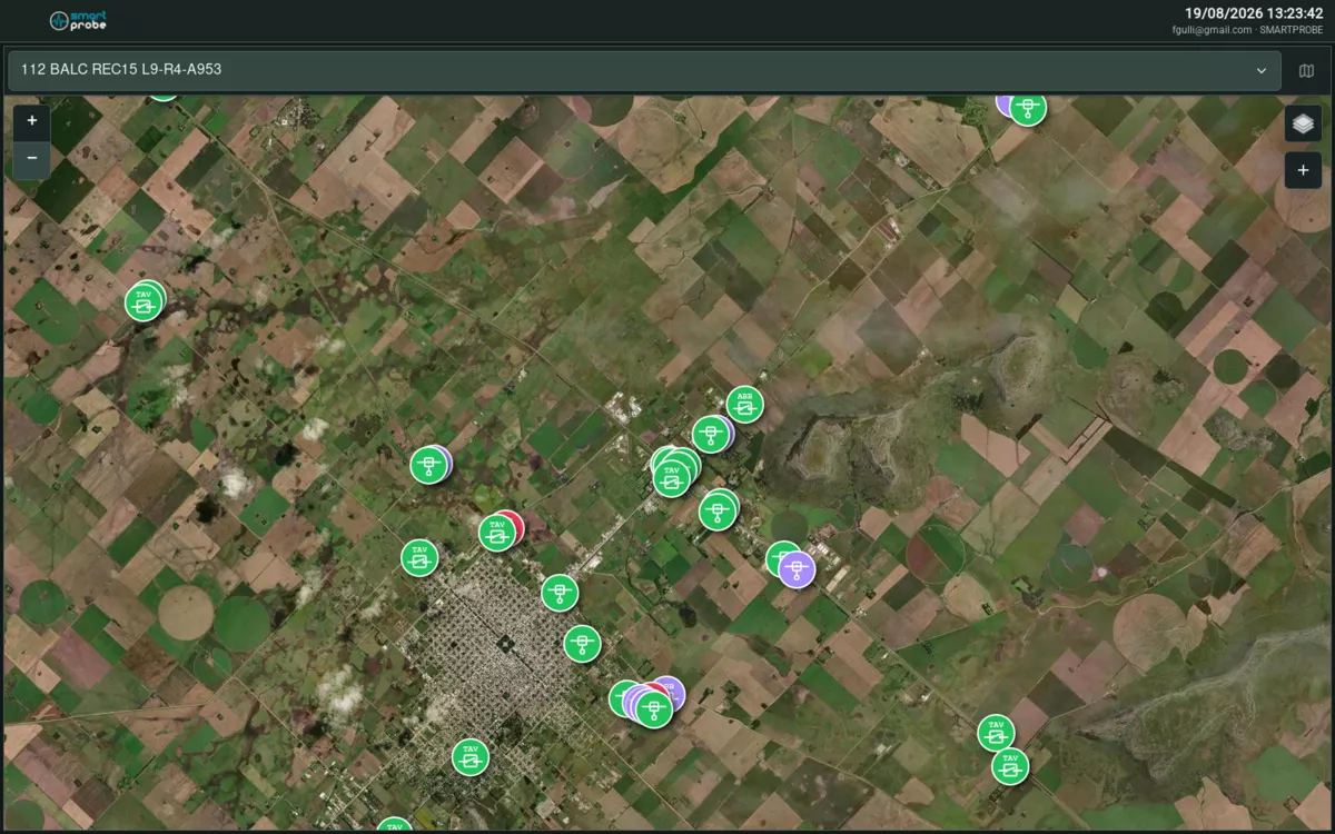 Mapa GIS con equipos y avisos manuales